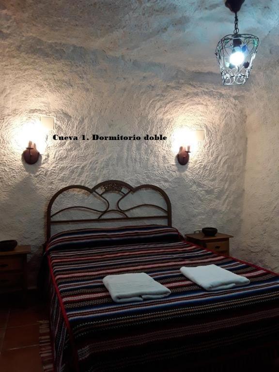 Cuevas Lourdes Villa Benamaurel Bagian luar foto